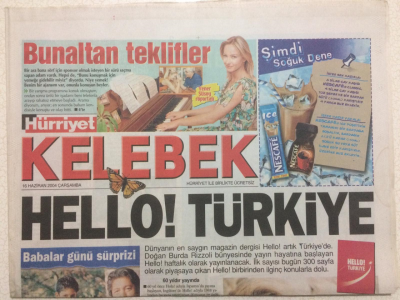 Hürriyet Gazetesi Kelebek 16 Haziran 2004 - Tiyatro Ortakları Yıldız Kentere Kızdı GZ24932 - 1