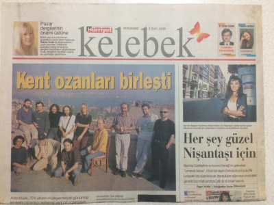 Hürriyet Gazetesi Kelebek 3 Eylül 1998 - Kent Ozanları Birleşti GZ24962 - 1