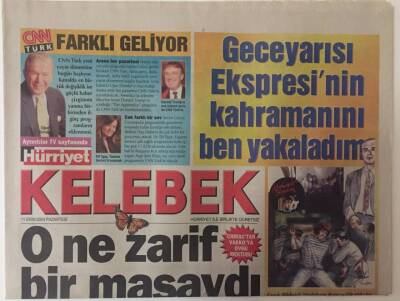 Hürriyet Gazetesi Kelebek Eki 11 Ekim 2004 - Vakkoya Özel Bir Tebrik Ve Teşekkür Mektubu Fransa Cumhurbaşkanı Jasques Chirac GZ18779 - 1