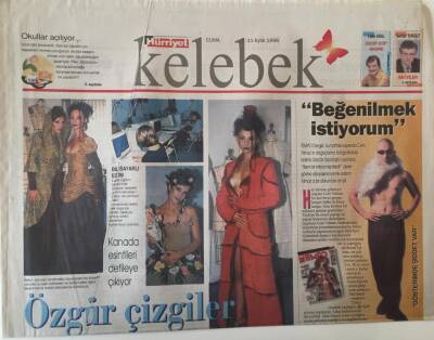Hürriyet Gazetesi Kelebek Eki 11 Eylül 1998 - Uluslararası Moda Okulu Laselle Eğitim Merkezinin Defilesi GZ18020 - 1