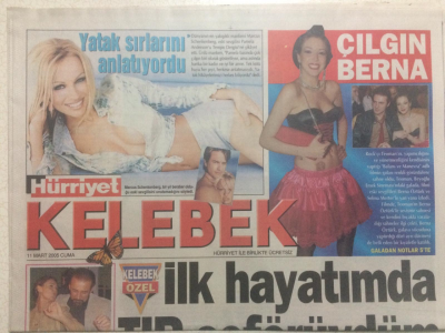 Hürriyet Gazetesi Kelebek Eki 11 Mart 2005 - Hülya Avşar Ve Cihan Ünal Başarılarını Kutladılar GZ27159 - 1
