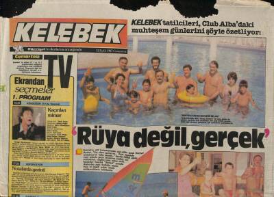 Hürriyet Gazetesi Kelebek Eki 12 Eylül 1987 - Yönetmen John Hustonu Onlar Yaşatacak GZ90981 - 1