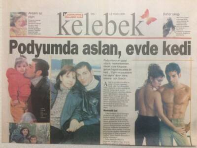 Hürriyet Gazetesi Kelebek Eki 13 Nisan 1999 - Vahe Kılıçaslan Podyumda Aslan Evde Kedi GZ38540 - 1