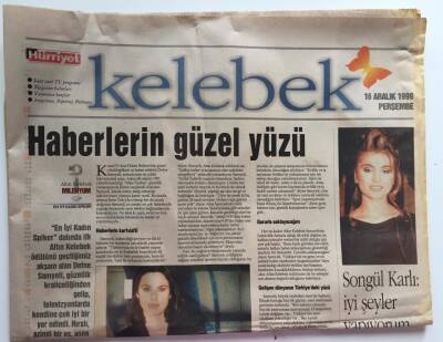 Hürriyet Gazetesi Kelebek Eki 16 Aralık 1999 - Haberlerin Güzel Yüzü Defne Samyeli Altın Kelebekte En İyi Kadın Spiker Seçildi GZ39186 - 1