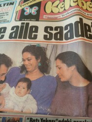 Hürriyet Gazetesi Kelebek Eki 17 Ocak 1985 - Türkan Şoray'ın Aile Saadeti - Hülya Avşar Tutku Fotoroman GZ146521 - 2