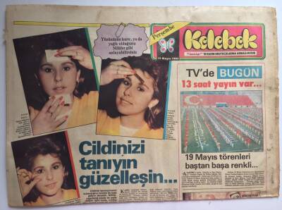Hürriyet Gazetesi Kelebek Eki 19 Mayıs 1983 - 19 Mayıs Törenleri Baştan Başa Renkli ...GZ39024 - 1