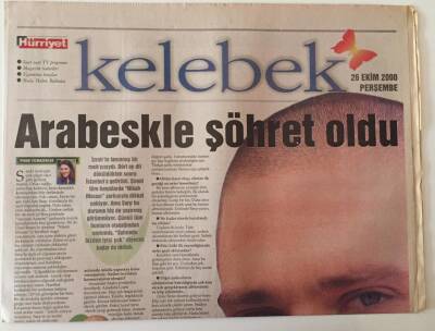 Hürriyet Gazetesi Kelebek Eki 20 Ekim 2000 - Rock Sarp Arabeskle Şöhret Oldu GZ18622 - 1