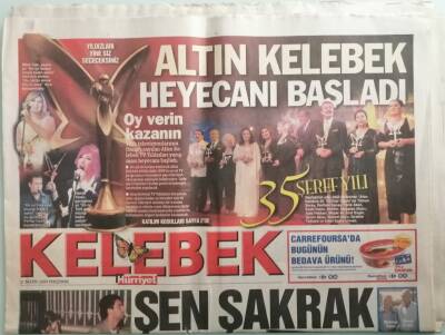 Hürriyet Gazetesi Kelebek Eki 21 Mayıs 2009 Yıldız Asyalı Arda Kuraldan Neden Ayrıldığını Açıkladı -GZ44394 - 1