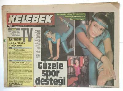 Hürriyet Gazetesi Kelebek Eki 22 Kasım 1987 - Güzele Spor Desteği GZ7835 - 1