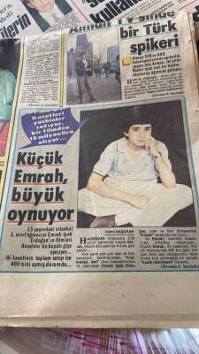 Hürriyet Gazetesi Kelebek Eki 22 Nisan 1985 - Küçük Emrah Büyük Oynuyor GZ114211 - 2