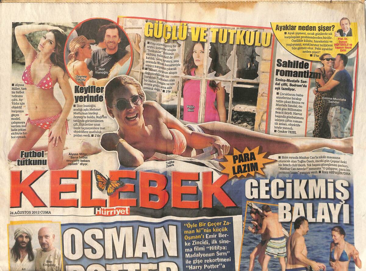 Hürriyet Gazetesi Kelebek Eki 24 Ağustos 2012 - Oktay Kaynarca'nın Eşiyle İlk Tatili - Emina Ve Mustafa Sandal Sahilde Romantizm GZ154789 - 1
