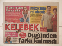Hürriyet Gazetesi Kelebek Eki 24 Eylül 2004 - Düğünden Farkı Kalmadı GZ5422 - 2