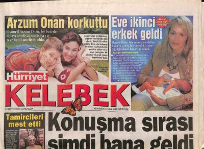 Hürriyet Gazetesi Kelebek Eki 25 Mayıs 2005 - Bülent Ersoy Gençlik Pozu Yatak Başında - Haluk Levente Destek GZ93706 - 1