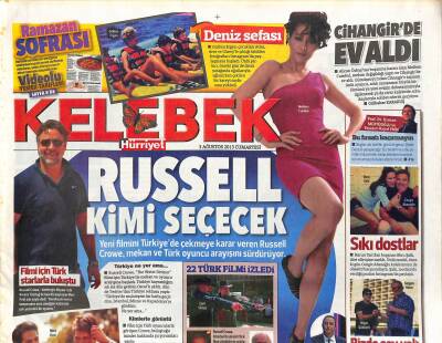Hürriyet Gazetesi Kelebek Eki 3 Ağustos 2013 - İbrahim Tatlıses , Önceki Gün Erbilde Düzenlenen İnşaat Fuarına Katıldı GZ116005 - 1