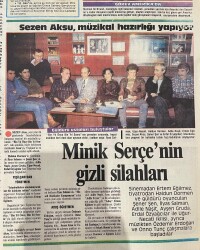 Hürriyet Gazetesi Kelebek Eki 3 Aralık 1985 - 32. Gün Kavgası - Sezen Aksu Müzikal Hazırlığı Yapıyor GZ156097 - 2