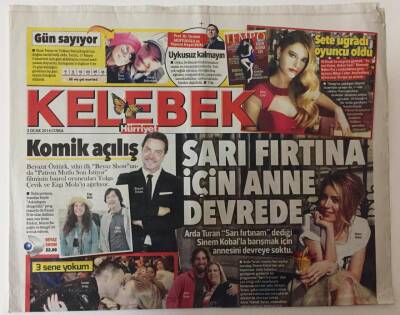 Hürriyet Gazetesi Kelebek Eki 3 Ocak 2014 - Beyazıt Öztürkten Komik Açılış GZ28085 - 1