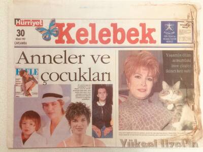 Hürriyet Gazetesi Kelebek Eki 30 Nisan 1997 - Anneler Ve Çocukları GZ38965 - 1