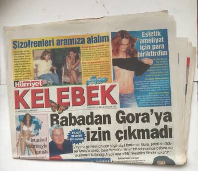 Hürriyet Gazetesi Kelebek Eki 31 Mayıs 2004 - Hülya Avşar Bırakın Şizofrenler Yaşama Karışsın GZ8632 - 1