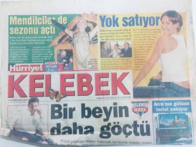 Hürriyet Gazetesi Kelebek Eki 4 Haziran 2004 - Hülya Avşarın Kendi Üretip Sattığı Tişörtler Yok Satıyor GZ40440 - 1