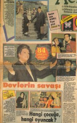 Hürriyet Gazetesi Kelebek Eki 4 Ocak 1984 - Zeki Müren 1984'ün Gelişiyle Birlikte Yepyeni Bir Uzunçalar İçin Stüdyoya Girecek GZ147380 - 2