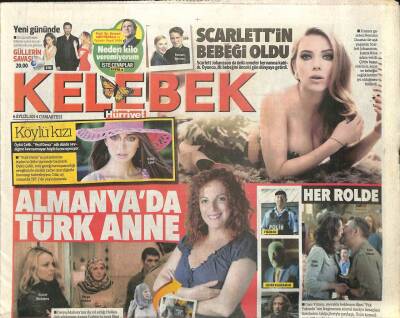 Hürriyet Gazetesi Kelebek Eki 6 Eylül 2014 - Scarlettin Bebeği Oldu - Harbiye Açıkhava Tiyatrosunda Tarkan Rüzgarı Esmeye Devam Ediyor GZ96672 - 1