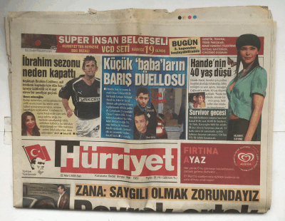 Hürriyet Gazetesi Kelebek Eki İle 22 Mart 2005 - Zana Saygılı Olmak Zorundayız GZ5749 - 1