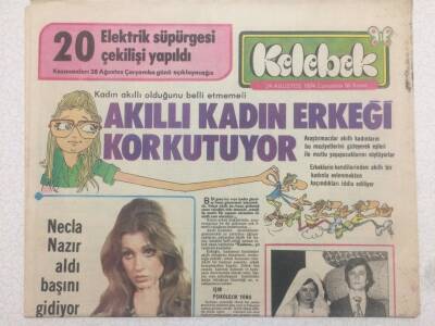 Hürriyet Gazetesi Kıbrıs Eki 24 Ağustos 1974 - Necla Nazır Aldı Başını Gidiyor GZ50508 - 1