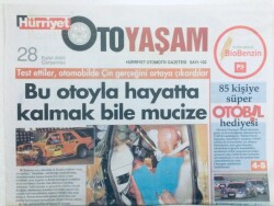 Hürriyet Gazetesi Oto Yaşam Eki 28 Eylül 2005 - Bu Otoyla Hayatta Kalmak Bile Mucize GZ43302 - 2