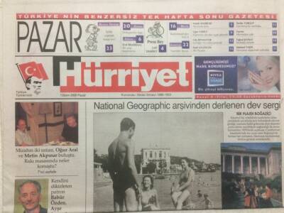 Hürriyet Gazetesi Pazar Eki 1 Ekim 2000 - Amerikadan Eski İstanbul Geliyor GZ35722 - 1