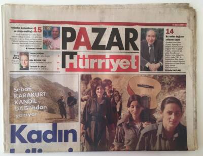 Hürriyet Gazetesi Pazar Eki 10 Ekim 2004 - Sebati Karkurt Kandil Dağından Yazıyor Kadın Bilinci Kürtçülüğü Aştı GZ20877 - 1
