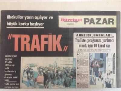 Hürriyet Gazetesi Pazar Eki 12 Eylül 1976 - Mine Kürkçüoğlu Tvde Program Yapacak GZ35161 - 1