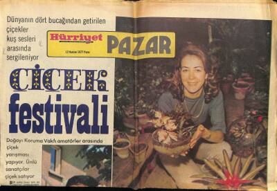 Hürriyet Gazetesi Pazar Eki 12 Haziran 1977 - Kadir İnanır Çiçeklerin Kaderine İnanıyor GZ78437 - 1
