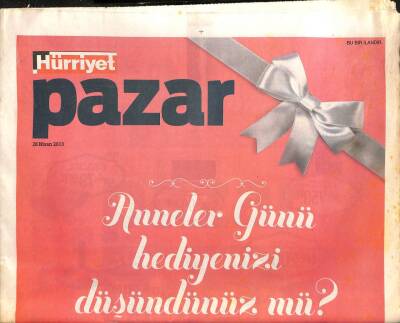 Hürriyet Gazetesi Pazar Eki 28 Nisan 2013 - Gülse Birsel 12 Yıl Kanun Kaçağıydım GZ105298 - 1