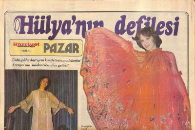 Hürriyet Gazetesi Pazar Eki 4 Aralık 1977 - Hülya Koçyiğitin Defilesi GZ114944 - 1