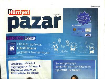 Hürriyet Gazetesi Pazar Eki 8 Eylül 2013 - Serenay Sarıkaya Aşkta Statü Önemli Değil GZ107233 - 1