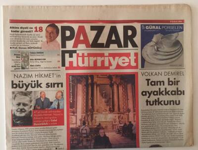 Hürriyet Gazetesi Pazar Eki 8 Şubat 2004 - Nazım Hikmetin Büyük Sırrı GZ20183 - 1