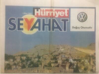 Hürriyet Gazetesi Seyahat Eki 2 Ekim 2003 - Ayşe Arman Romayı Yazdı GZ38078 - 1
