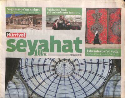 Hürriyet Gazetesi Seyehat Eki 12 Ağustos 2013 - Kompong Luongda Hastane Ve Kilise Bile Suyun Üstünde GZ106024 - 1