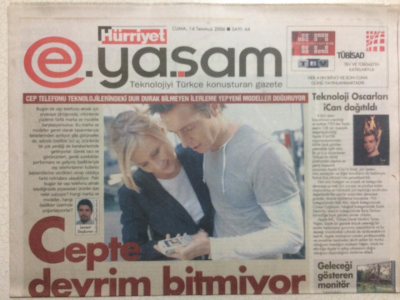 Hürriyet Gazetesi Yaşam Eki 14 Temmuz 2006 - Cepte Devrim Bitmiyor GZ24740 - 1