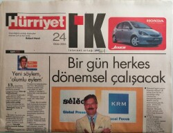 Hürriyet İK Gazetesi 24 Ekim 2004 Birisi Kovuyor Diğeri En İyisini Arıyor - GZ44605 - 2