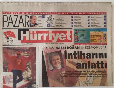 Hürriyet Pazar Gazetesi 1 Temmuz 2001 - Gül Modası Bedenleri İşgal Etti ,Acaba Bize Ne Kadar Nüfus etti GZ16674 - 1