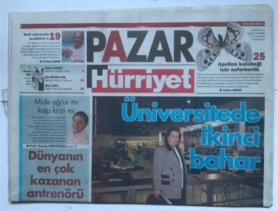 Hürriyet Pazar Gazetesi 19 Aralık 2004 - Dünyanın En Çok Kazanan Antrenörü GZ8540 - 1