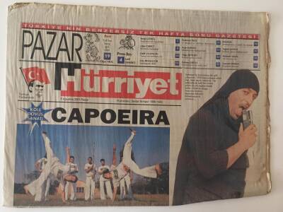 Hürriyet Pazar Gazetesi 5 Ağustos 2001 - Cem Yılmazdan Askerlik Dönüşü Röportaj GZ11063 - 2