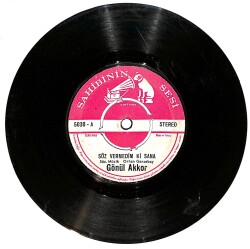 Gönül Akkor - Söz Vermedim Ki Sana / Kalbinin Sultanı Bendim Plak (10/6) PLK25093 - Gökçekoleksiyon