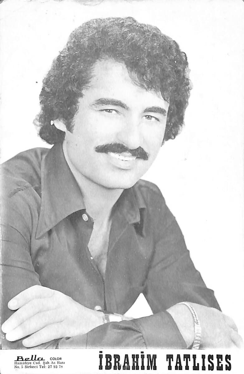 İbrahim Tatlıses Siyah Beyaz Kartpostal (Küçük Boy) KRT21203 - 1