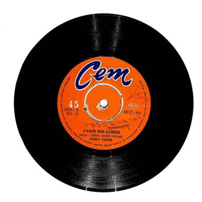 İsmet Nedim - Fakir Bir Şairim Nedir Bilmem Suçum (107.5) PLK292 - 1