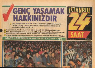 İstanbul 24 Saat Gazetesi 10 Mart 1985 - Nolfgang Niedecken , Türk Bayrağını Ve Beşiktaş Formasını Yanından Ayırmıyor GZ126546 - 1