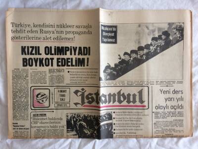 İstanbul Gazetesi 4 Mart 1980 - Kahvelerden Sonra Evler de Silahla Taranıyor GZ73292 - 1