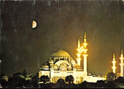 İstanbul Süleymaniye Caminin Gece Görünüşü Temalı Kartpostal KRT15846 - Gökçekoleksiyon