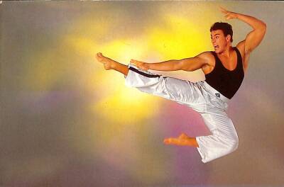 Jean Claude Van Damme Kartpostal (15x10 cm) KRT12937 - 1
